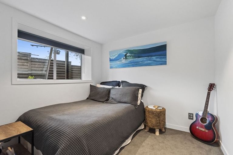 Photo of property in 1/467 Beach Road, Murrays Bay, Auckland, 0630