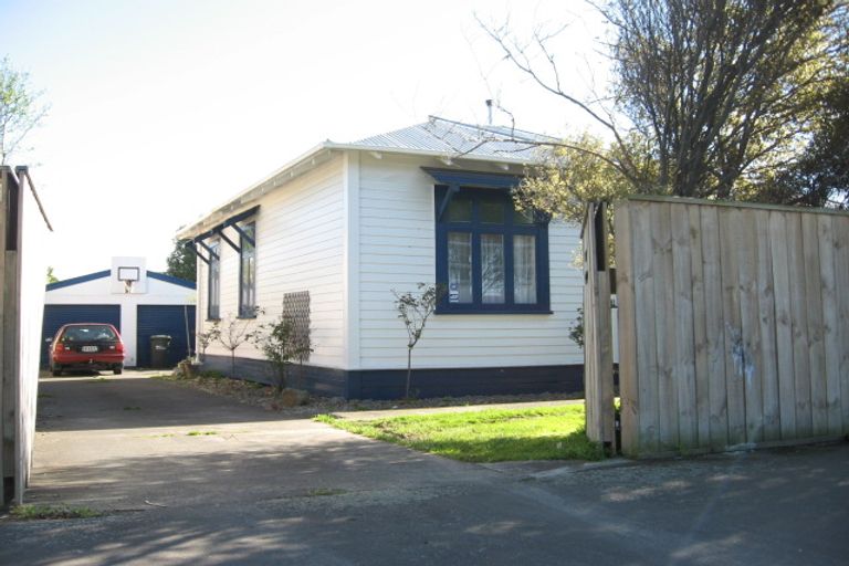 Photo of property in 82 Ferguson Street, Awapuni, Palmerston North, 4412