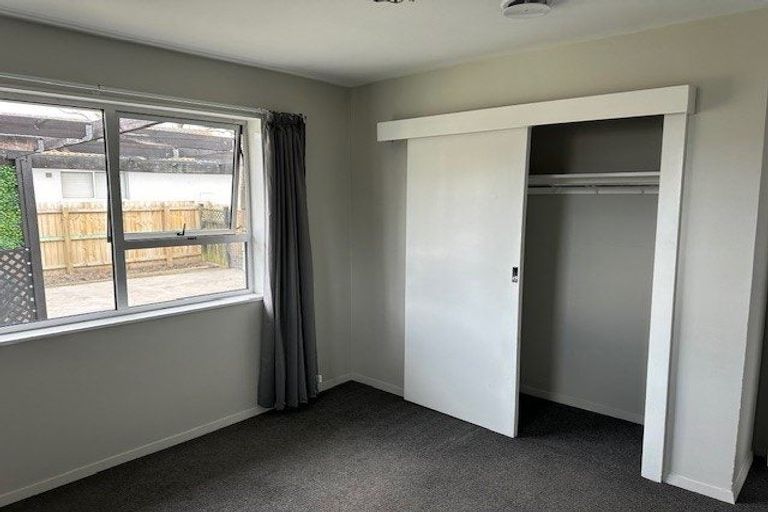 Photo of property in 82 Lowry Avenue, Redwood, Christchurch, 8051