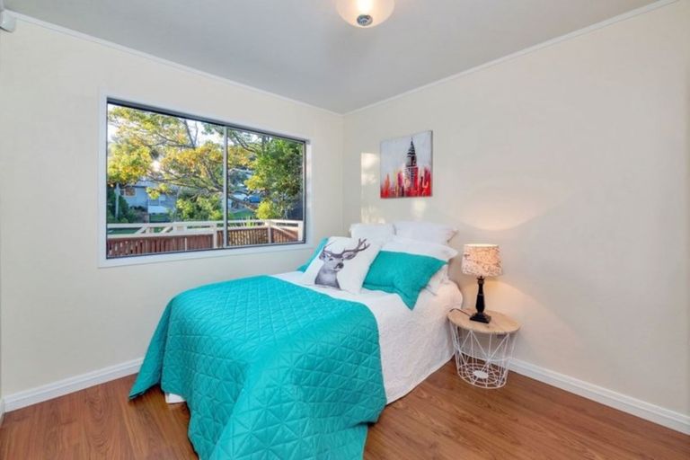 Photo of property in 5 Wilkinson Way, Browns Bay, Auckland, 0630