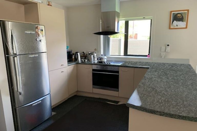 Photo of property in 1/25 Fields Parade, Oteha, Auckland, 0632