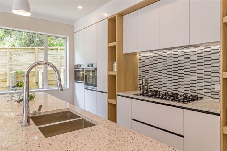 Photo of property in 2a Capricorn Place, Browns Bay, Auckland, 0630