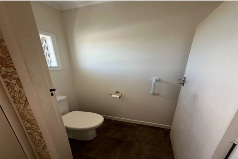 Photo of property in 22 Monarch Avenue, Hillcrest, Auckland, 0627