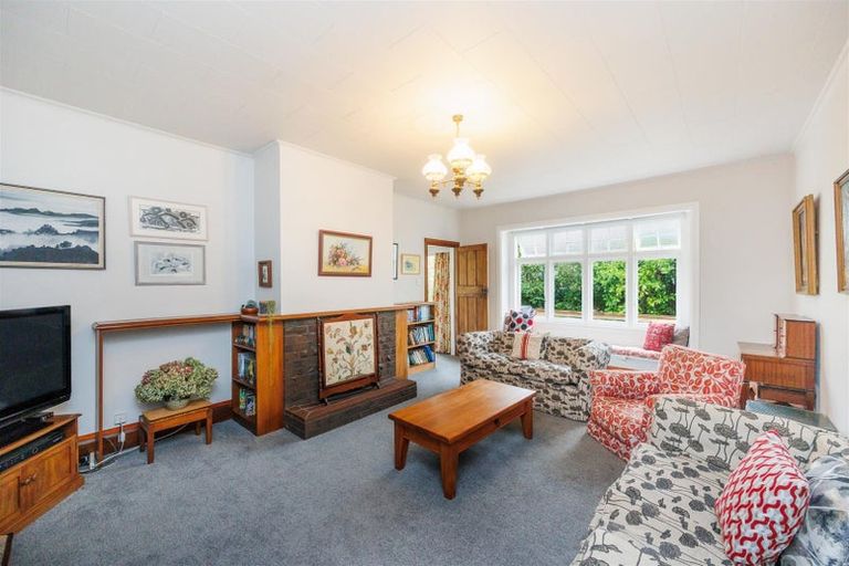 Photo of property in 68 Skerman Street, Marton, 4710