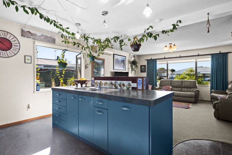 Photo of property in 29 Mcgregor Avenue, Pirimai, Napier, 4112