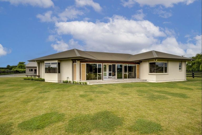 Photo of property in 1316 Southland Road, Longlands, Hastings, 4120