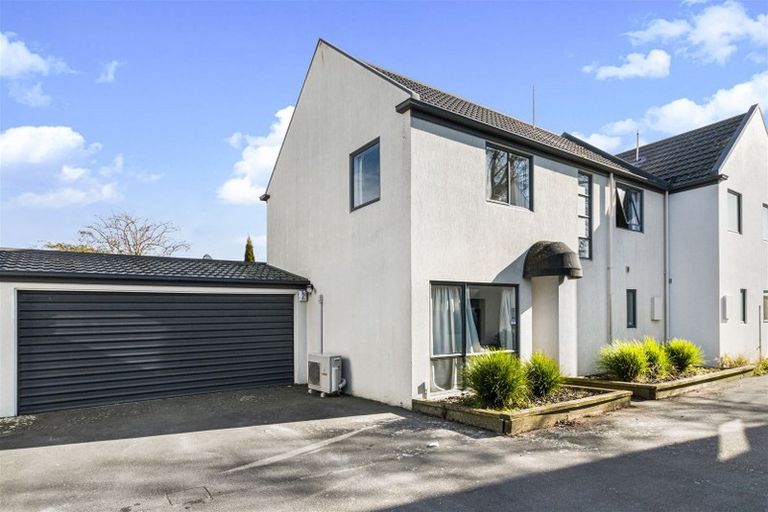 Photo of property in 2/44 London Street, Richmond, Christchurch, 8013