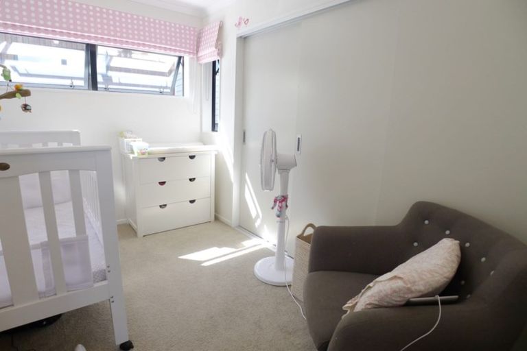 Photo of property in 11 Oioi Road, Hobsonville, Auckland, 0616