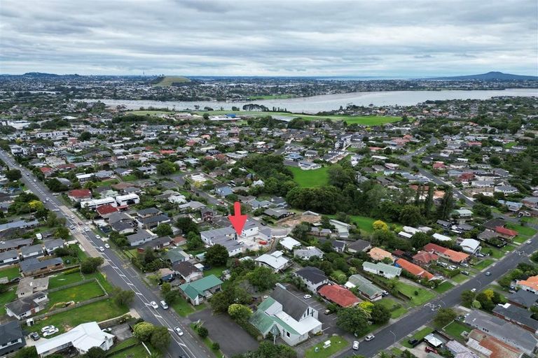 Photo of property in 13/13 Grove Lane, Pakuranga, Auckland, 2010