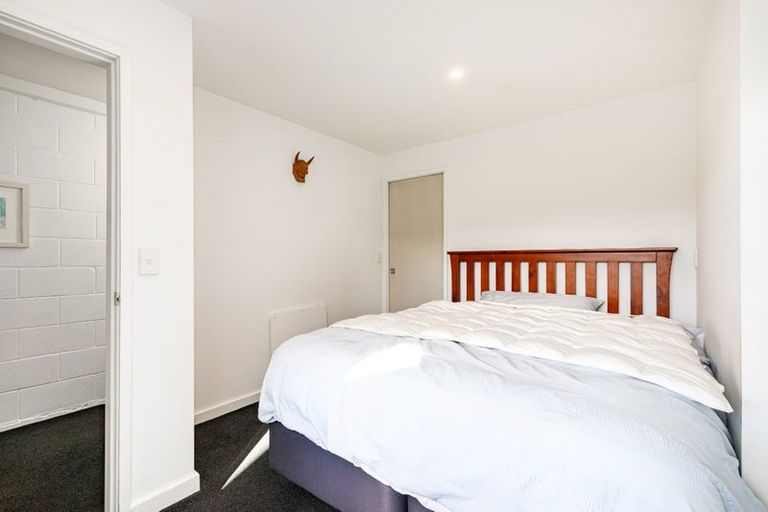 Photo of property in 2 Narbada Crescent, Khandallah, Wellington, 6035