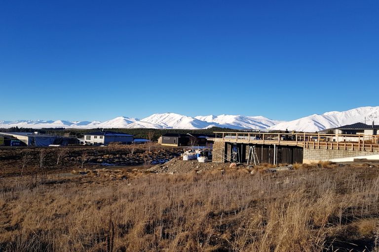 Photo of property in 18 Mistake Drive, Lake Tekapo, 7999