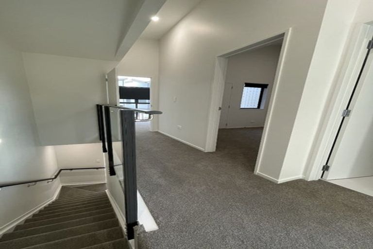 Photo of property in 8 Rangimarie Close, Opaheke, Papakura, 2113