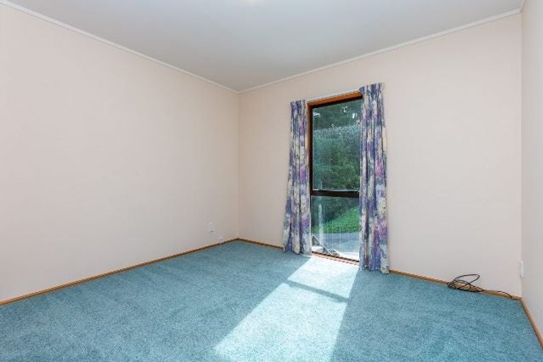 Photo of property in 2/38 Heathcote Road, Castor Bay, Auckland, 0620