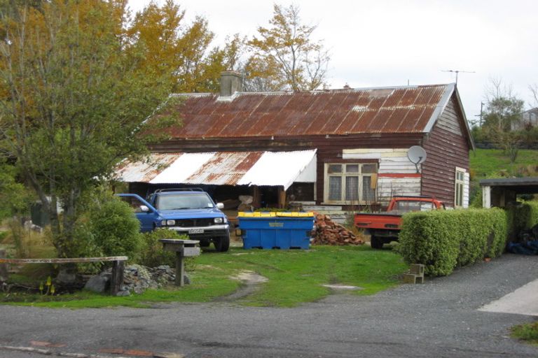 Photo of property in 12 Berry Street, Kaitangata, 9210