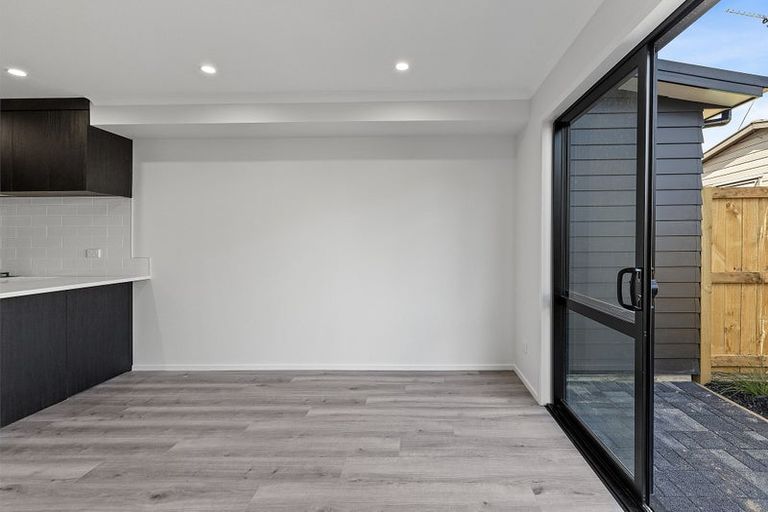 Photo of property in 2/19 Beale Street, Hamilton East, Hamilton, 3216