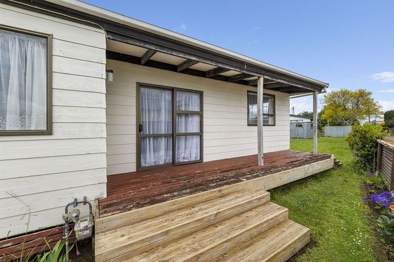Photo of property in 57 Egmont Street, Hawera, 4610