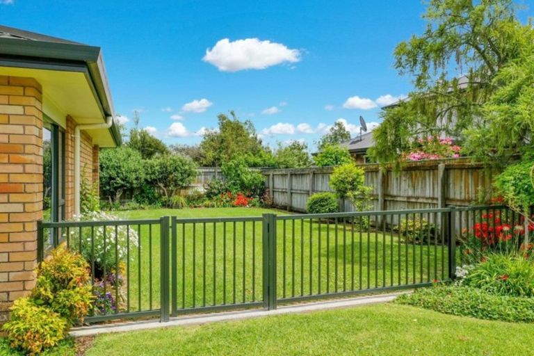 Photo of property in 13 Walnut Grove, Whakatane, 3120