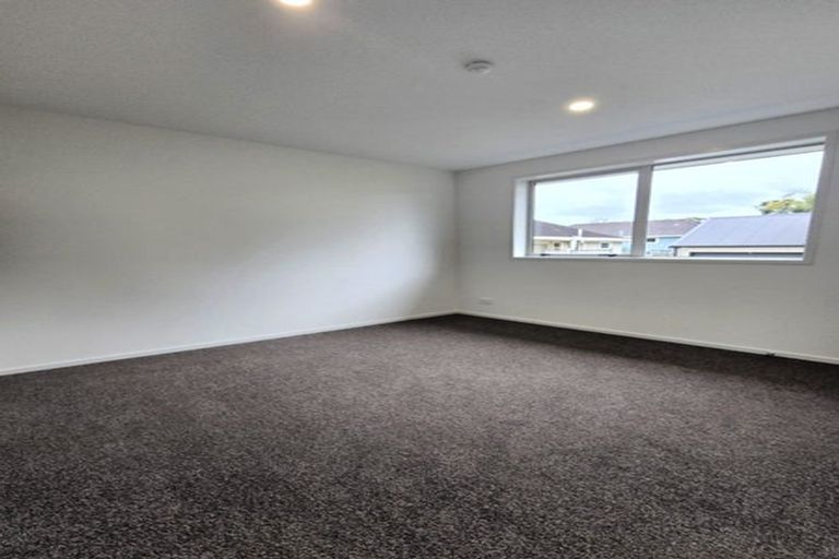 Photo of property in 16 Reiman Street, New Lynn, Auckland, 0600