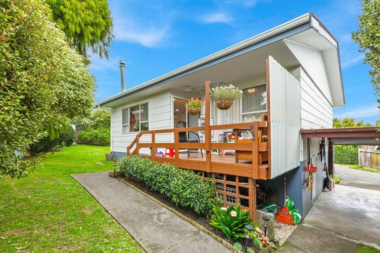 Photo of property in 1/11 Zita Maria Drive, Massey, Auckland, 0614