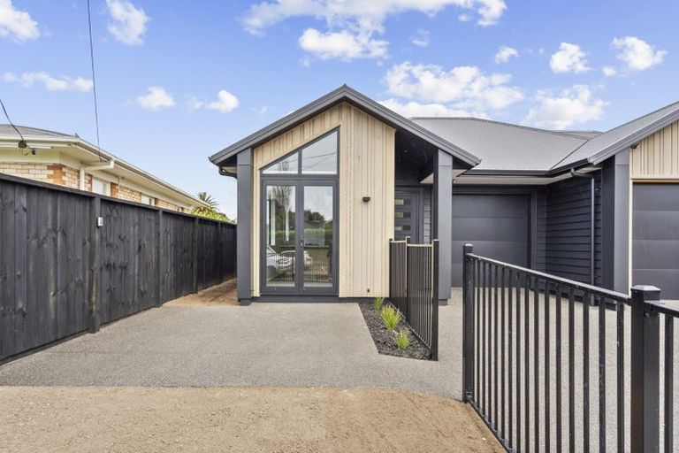 Photo of property in 1/17 Tudor Crescent, Chedworth, Hamilton, 3210