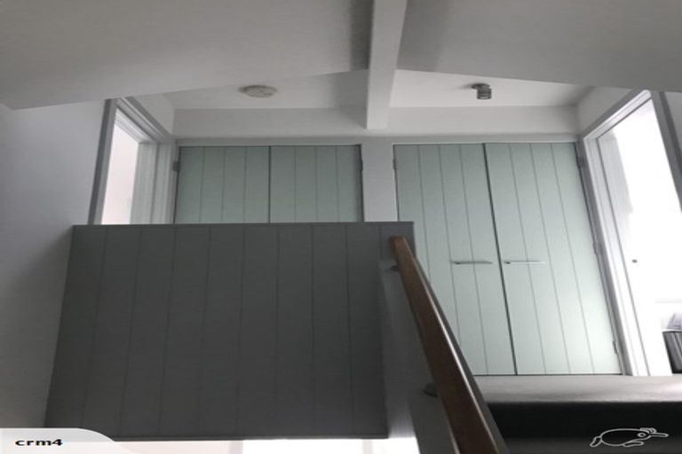 Photo of property in 12a Cavalry Close, Crofton Downs, Wellington, 6035