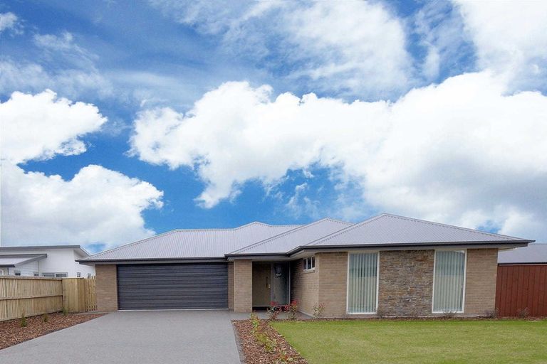 Photo of property in 24 Wakeman Way, Kaiapoi, 7630