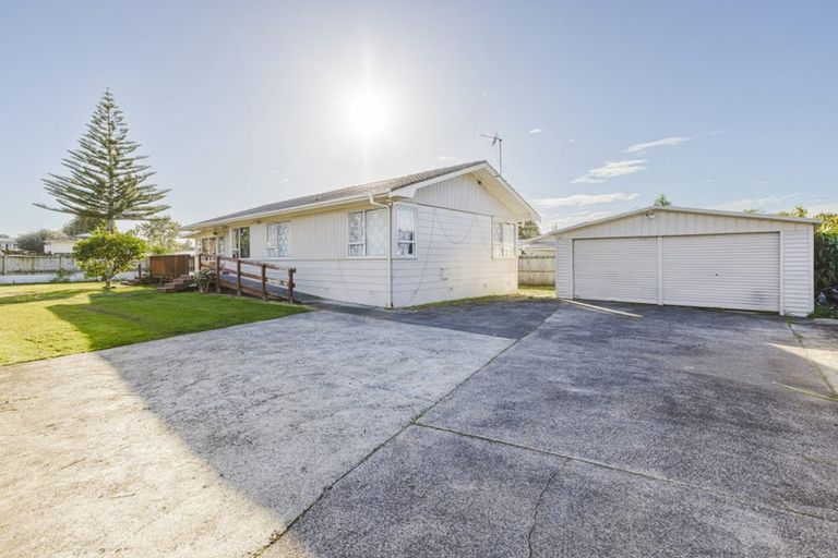 Photo of property in 138 Mahia Road, Wattle Downs, Auckland, 2103