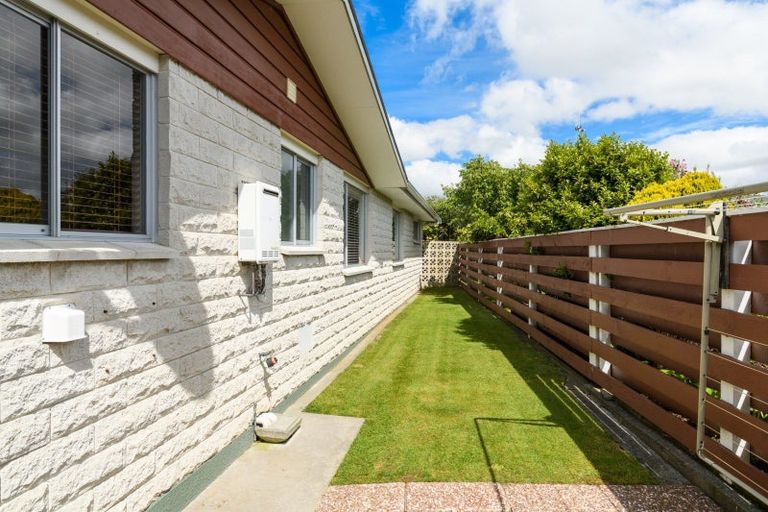 Photo of property in 6 Mudgway Place, Awapuni, Palmerston North, 4412