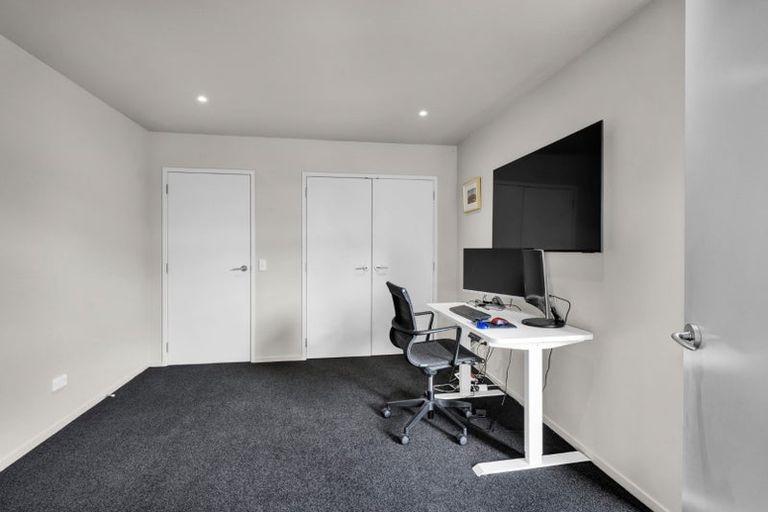 Photo of property in 61 Karamea Street, Whalers Gate, New Plymouth, 4310