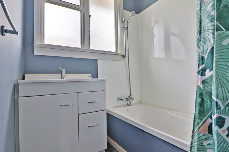 Photo of property in 47 Foyle Street, Waikaka, Gore, 9773