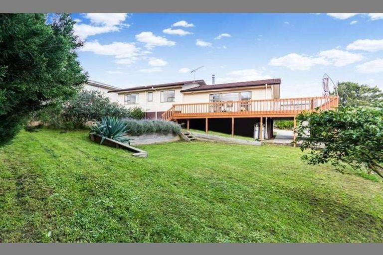 Photo of property in 148 Aviemore Drive, Highland Park, Auckland, 2010