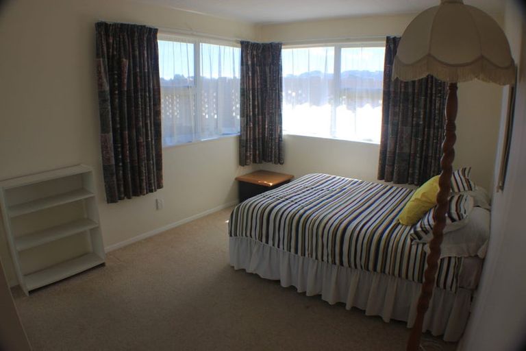 Photo of property in 29 Cypress Drive, Maungaraki, Lower Hutt, 5010
