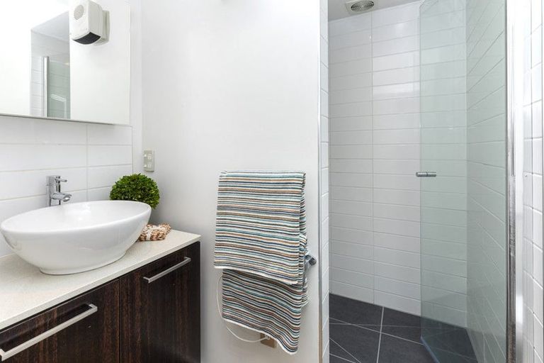 Photo of property in 32f Champion Street, Edgeware, Christchurch, 8013