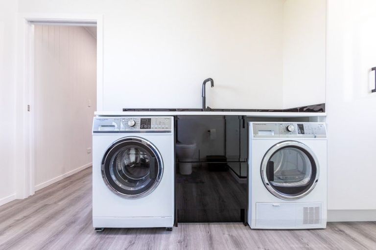 Photo of property in 111 Grey Street, Woodville, 4920