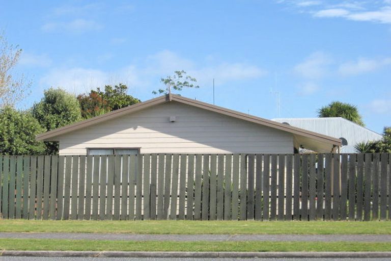 Photo of property in 20a Hartford Avenue, Papamoa Beach, Papamoa, 3118