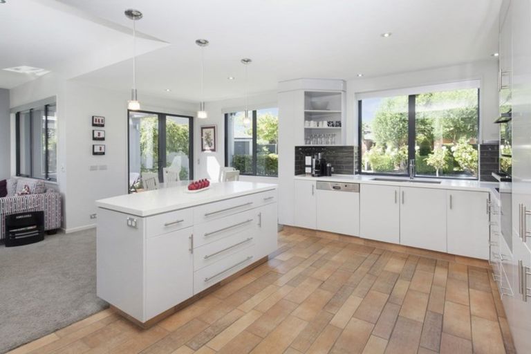 Photo of property in 76 Marble Wood Drive, Papanui, Christchurch, 8053