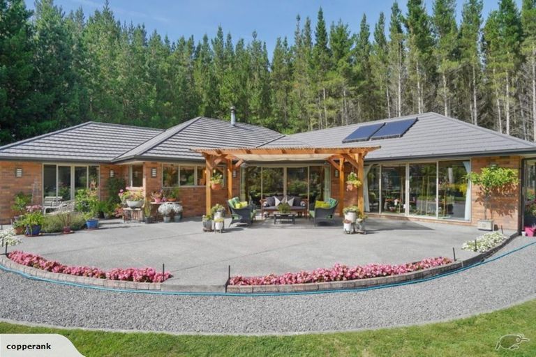 Photo of property in 72 Maindonalds Road, West Eyreton, Rangiora, 7475