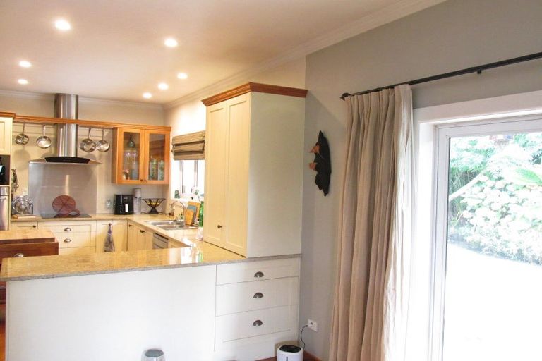 Photo of property in 76 Kitchener Street, Wairoa, 4108