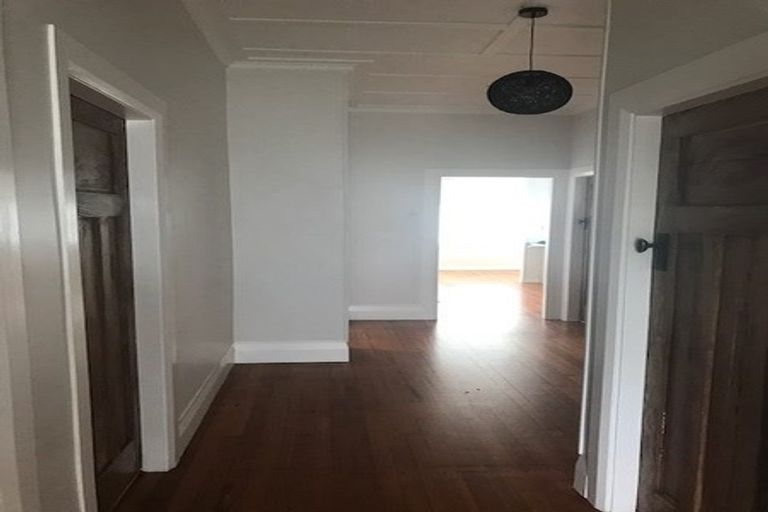 Photo of property in 55 Browns Road, Manurewa, Auckland, 2102