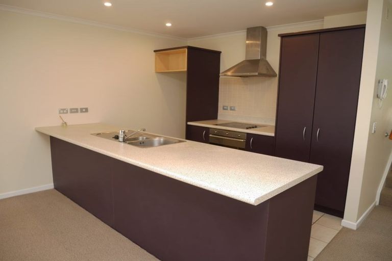 Photo of property in 3/27 The Rigi, Northland, Wellington, 6012