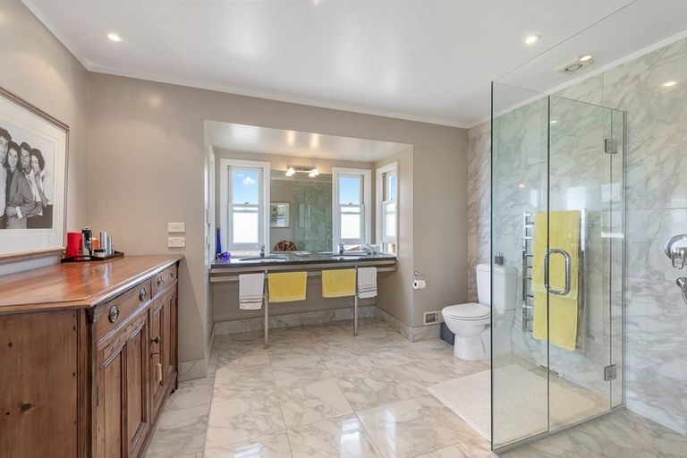 Photo of property in 117 Ladies Mile, Manly, Whangaparaoa, 0930