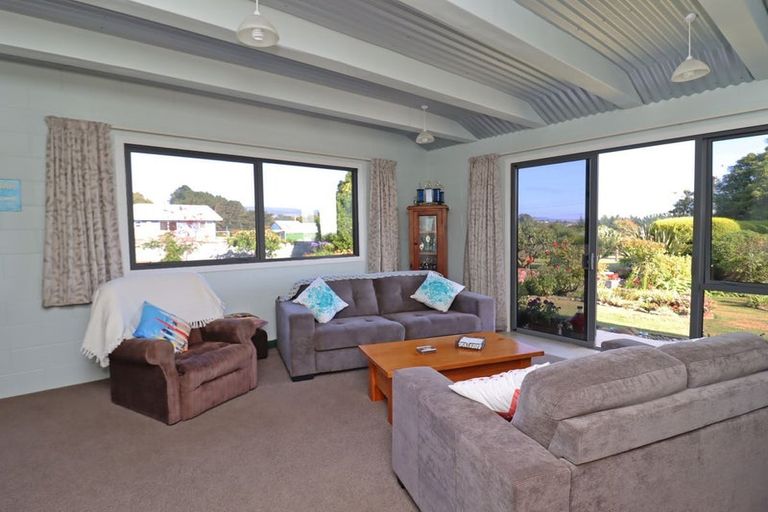 Photo of property in 11 Oakham Street, Hampden, 9410