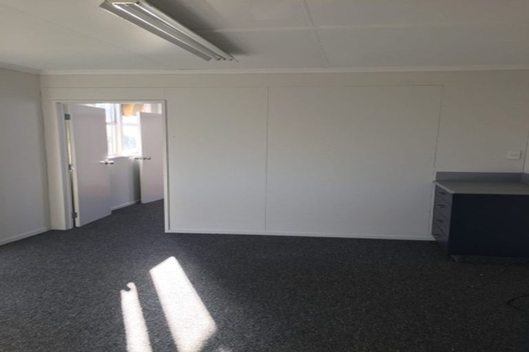 Photo of property in 73-79 Pitt Street, Palmerston North, 4410