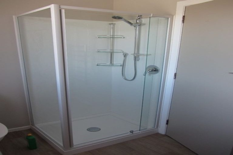 Photo of property in 37 Tui Road, Raumati Beach, Paraparaumu, 5032