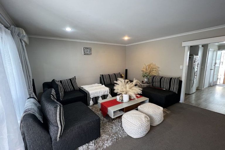 Photo of property in 2/126 Stanmore Road, Linwood, Christchurch, 8011