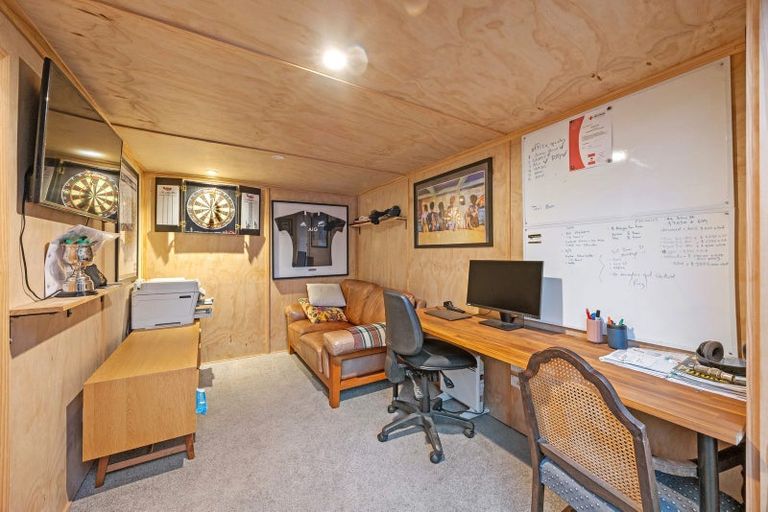 Photo of property in 50 Centaurus Road, Cashmere, Christchurch, 8022