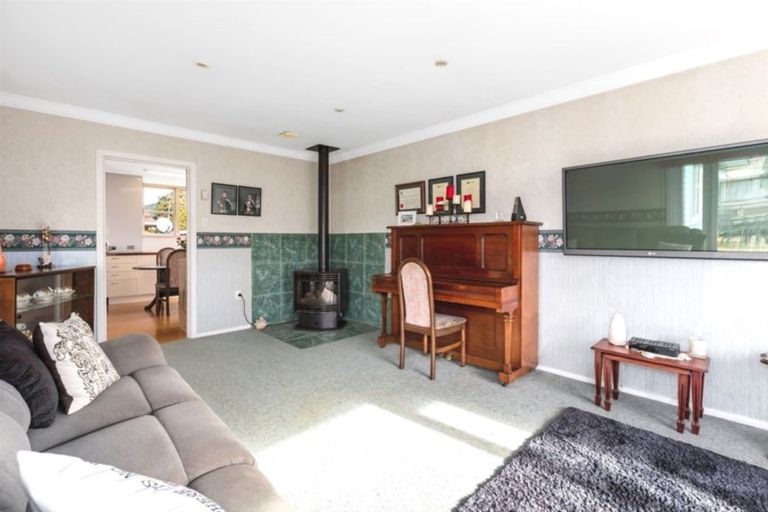 Photo of property in 39a Pine Avenue, Ebdentown, Upper Hutt, 5018