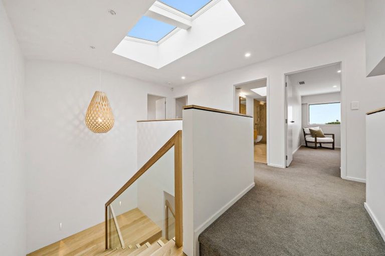 Photo of property in 106a Godden Crescent, Mission Bay, Auckland, 1071