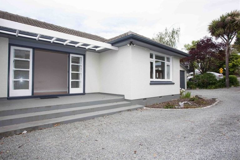 Photo of property in 25 Centaurus Road, Cashmere, Christchurch, 8022