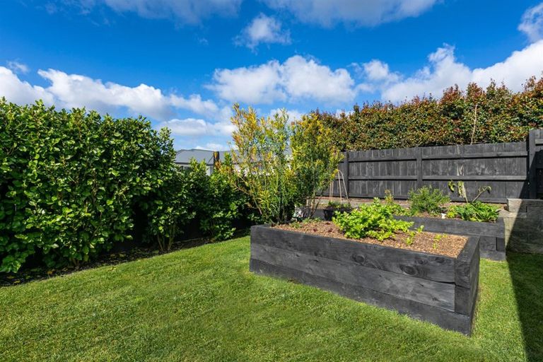 Photo of property in 3 Turpin Road, Riverhead, 0820